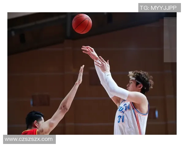 沈梓捷的成长之路与篮球梦想的追逐历程探秘